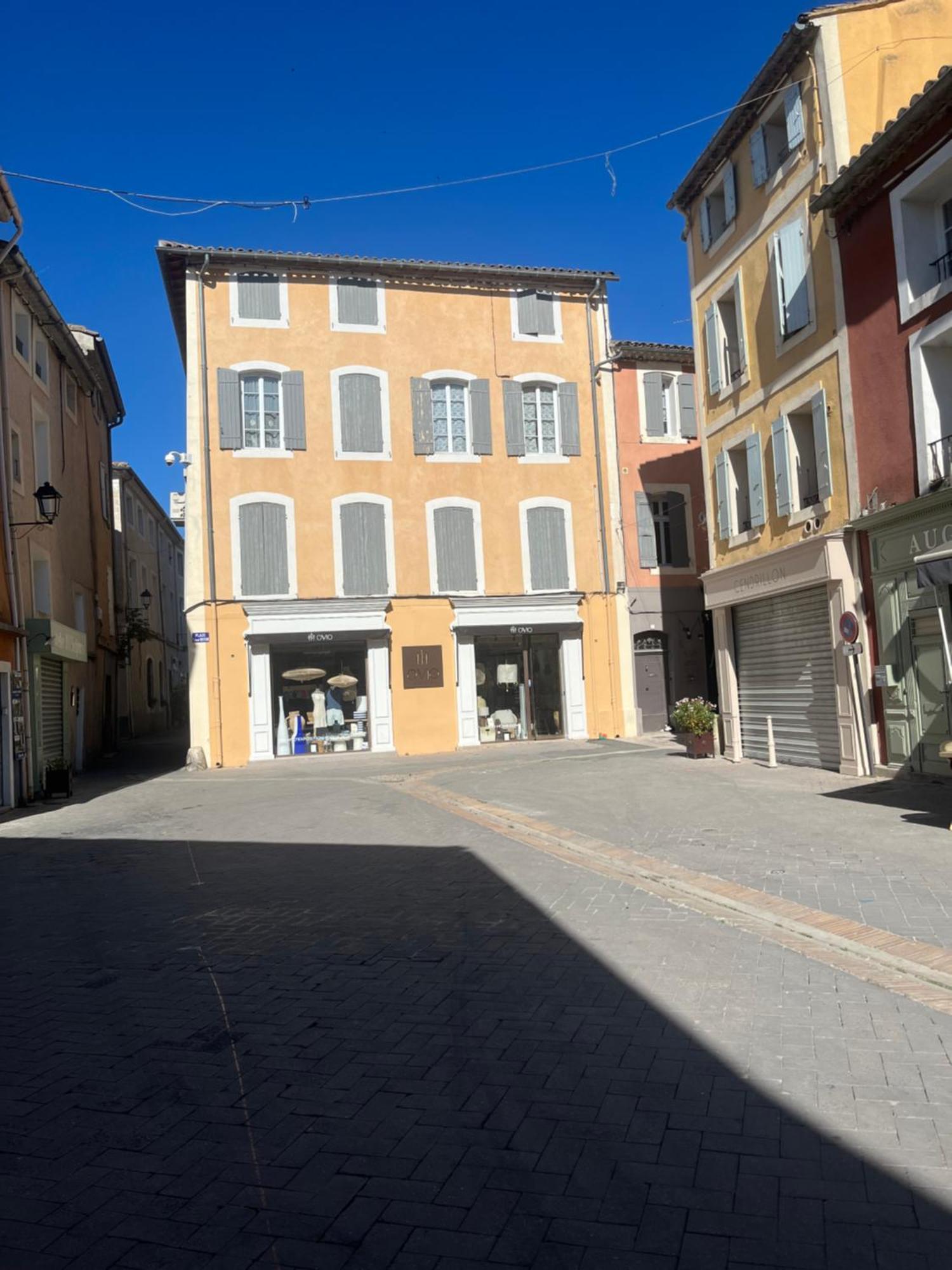 Logement Studio Avec Vue Sur Le Centre Historique LʼIsle-sur-la-Sorgue Esterno foto